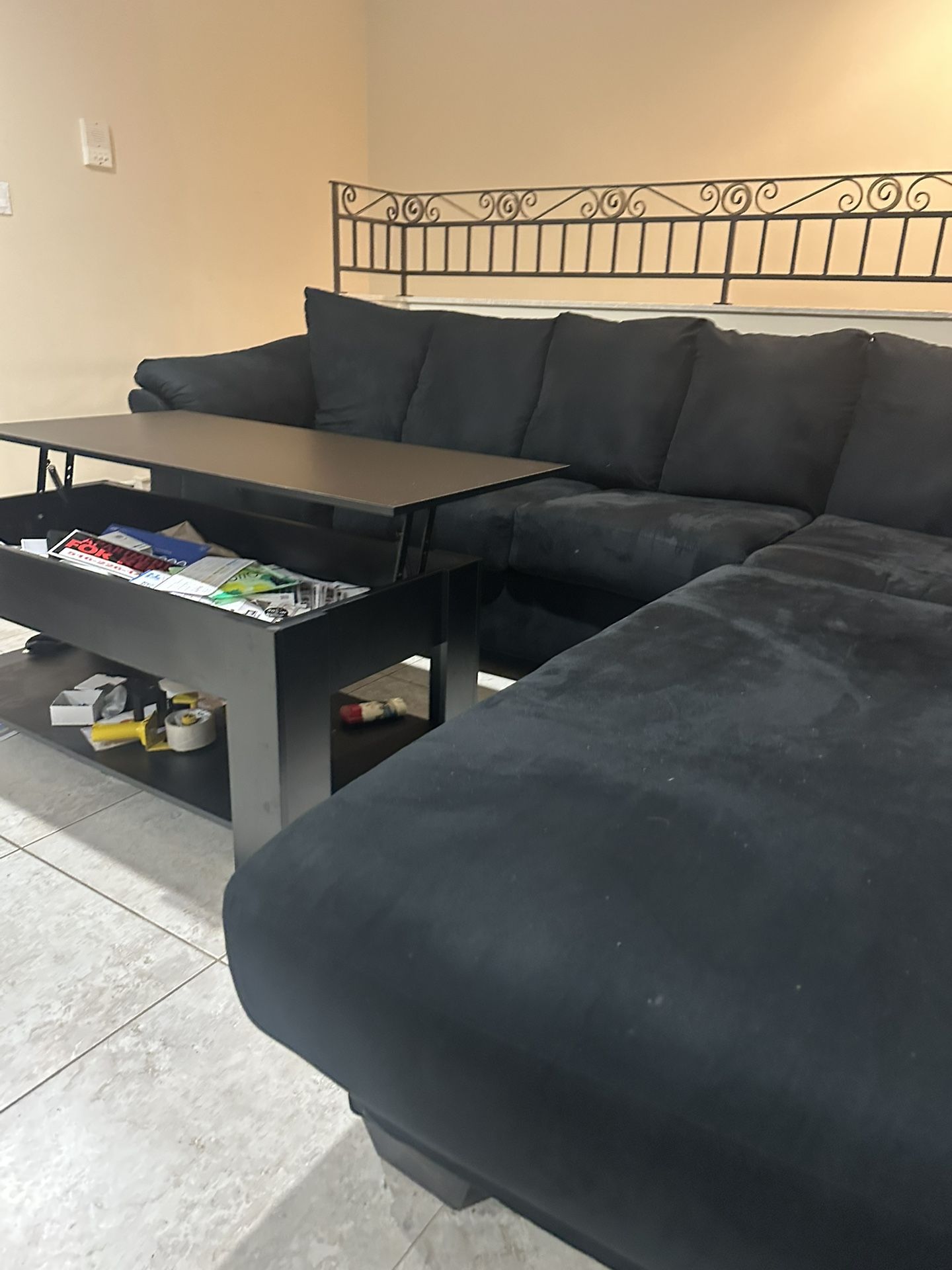 sofa And Coffe Table