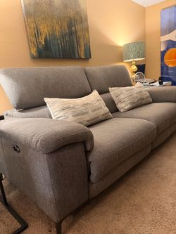 Living Spaces Talin Power Loveseat. Good condition, gray.
