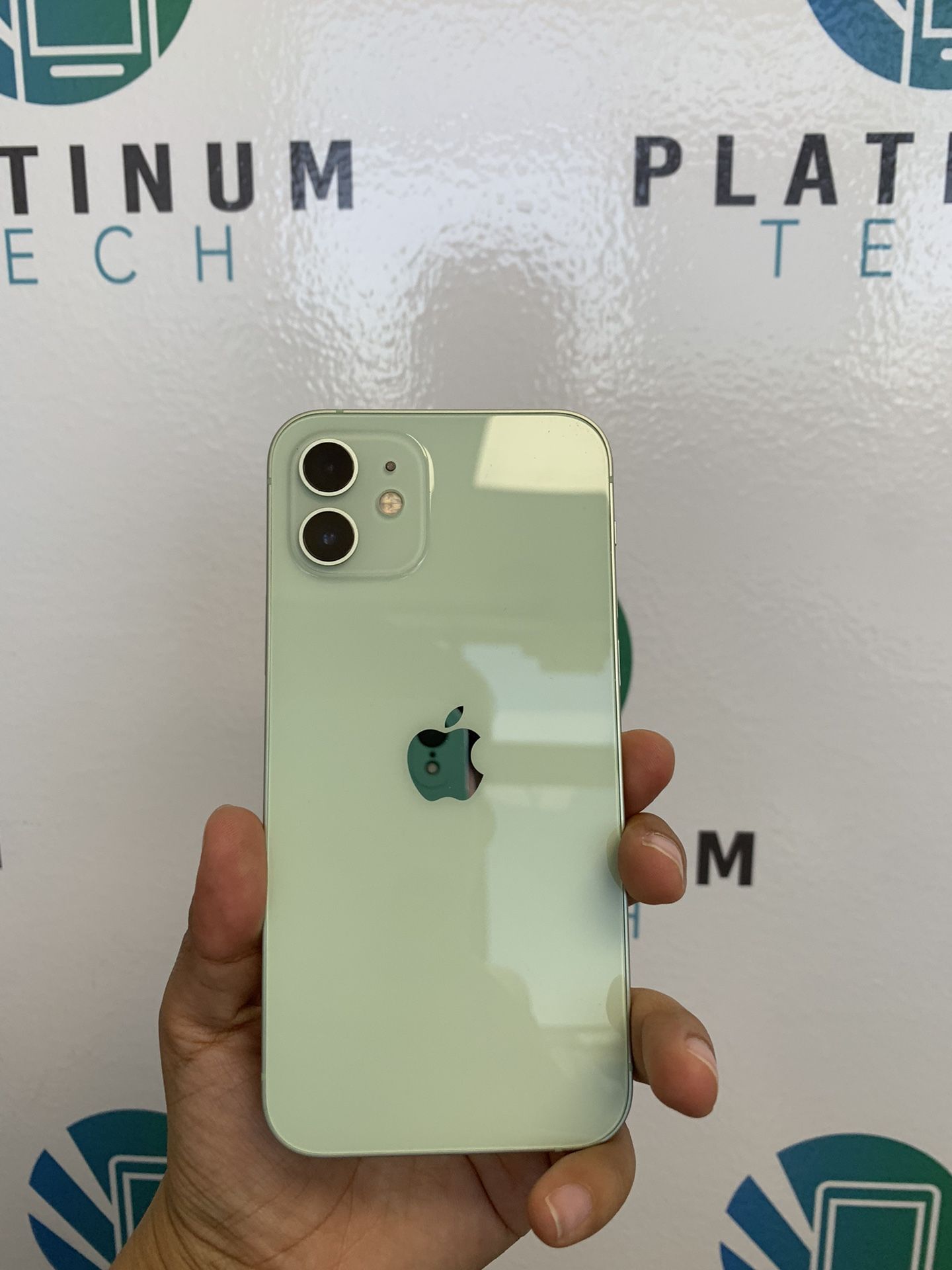 ππ± iPhone 12 128 GB Unlocked BH76% π Case And Headphones For Free ππΈ