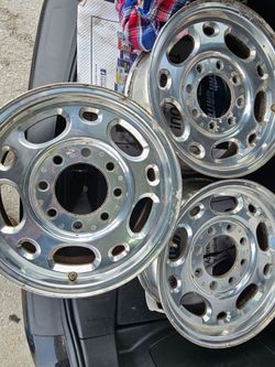 16"  aluminum 8 lug chevy wheels