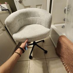 Rolling Decor chair 
