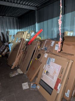 Clearing out new items from storage unit Retail over 5k