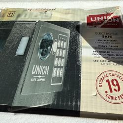 Safe Electronic Steel Brand New With Key