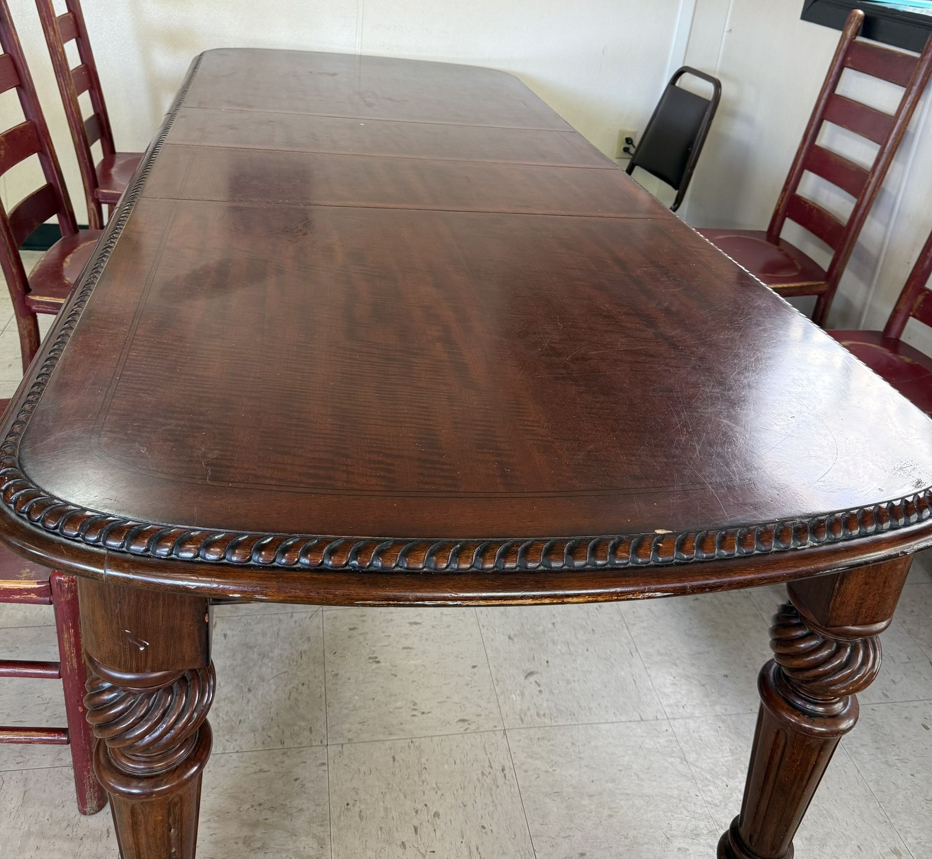 Pottery Barn Dinning Table
