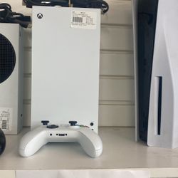 Xbox X White $350 Today ! !!  ((Layaway Only 37 Down Payment! 1015 Summit Ave , Greensboro 