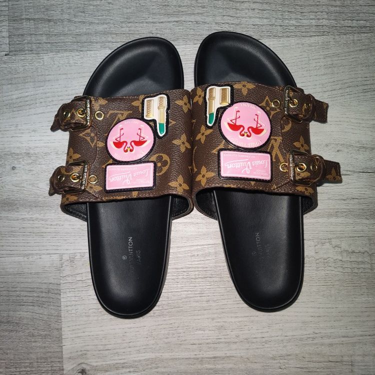 Black LV Pool Pillow Sandals for Sale in Miami, FL - OfferUp