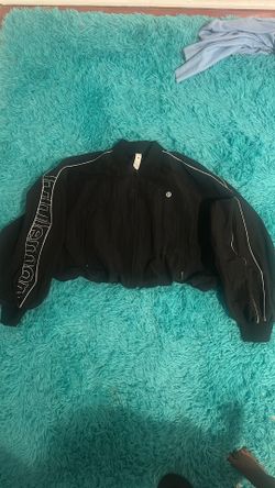 Lululemon crop jacket size large $50