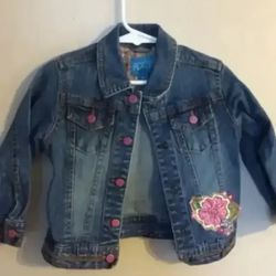 TODDLERS JEAN JACKET.....IN EXCELLENT CONDITION... SIZE 4T