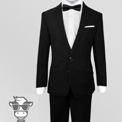 Boys Tuxedo Size 8 