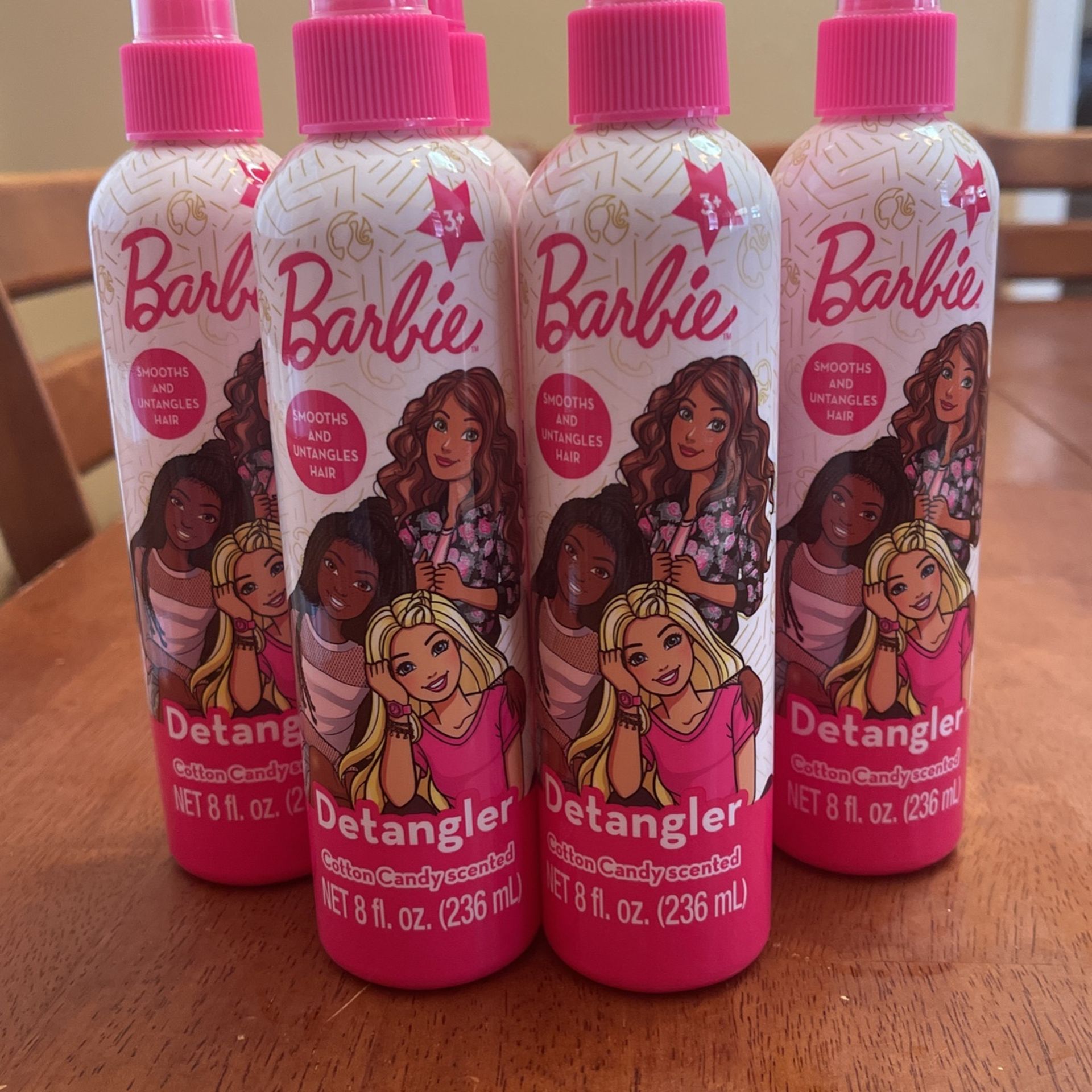 Barbie. DETANGLER COTTON CANDY