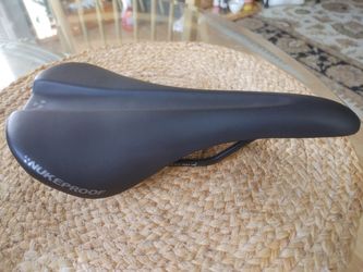 Nukeproof mountain bike seat saddle brand new
