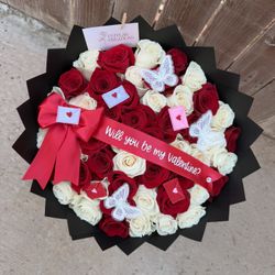 Valentines Day Bouquets/ Ramos Para San Valentin