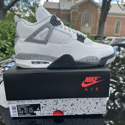 Jordan 4 White Cement - Size 12