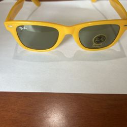 Yellow Frame Sunglasses Rvnz