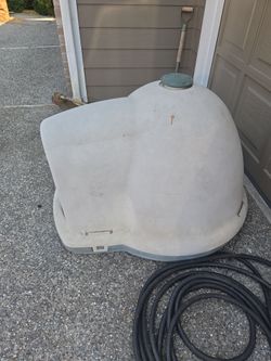 XL dog igloo doghouse