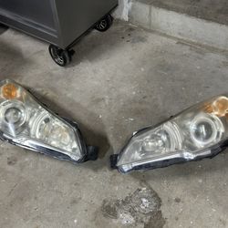 2010-2012 Subaru Outback Left (drivers Side) Headlight 