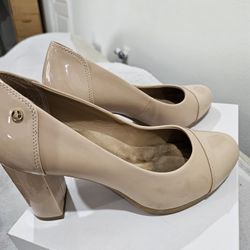 Giana Bernini Shoes Size 8 Feels Wide