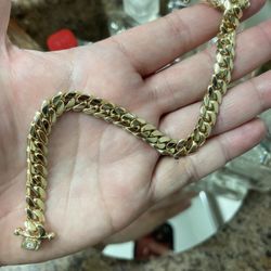 10k Cuban Bracelet 