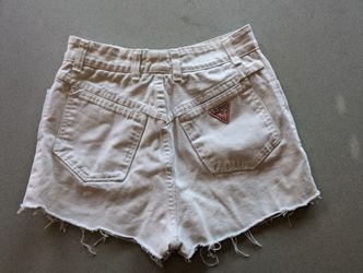 Vintage White Guess Jean Shorts - Size 28