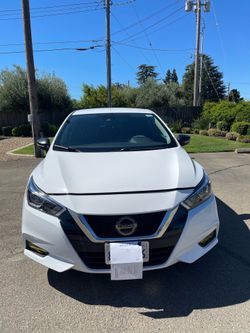 Nisan versa 2020 título limpio standard 5 velocidades