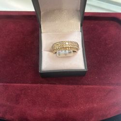 10K Diamond Ring