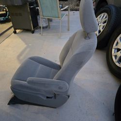 Toyota 2017 Toyota SIENNA Passenger Seat