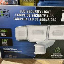 Home Zone Motion-Activated LED Security Light – New in Box