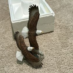 Home Interiors Endangered Species Bald Eagles Figurine #12169-98