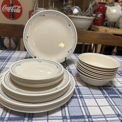 Corelle Country Violet 32 Piece  Dinnerware Set