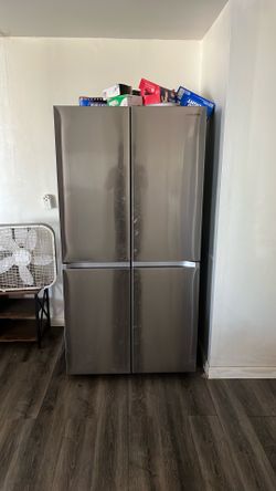 Samsung 4 door fridge I bought brand new letting go cheap