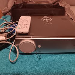 Toshiba Portable Projector 