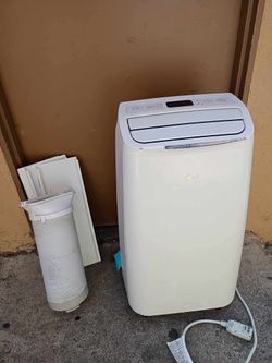 A/C  unit Whirlpool 14000 btu works great