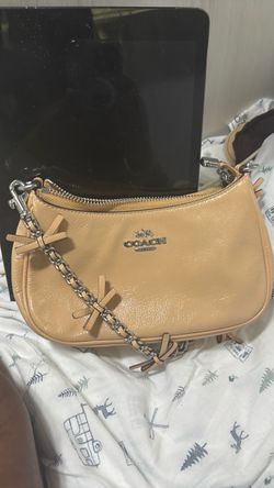 Coach bow shoulder  bag