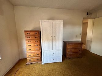 Dress drawer