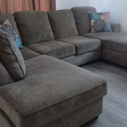 U shaped large sofa and dining set for 4