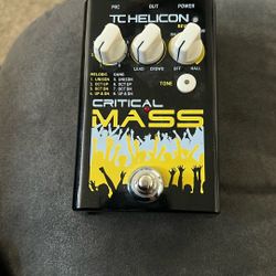 TC Helicon Critical Mass Vocal Pedal