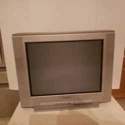 Sony 20" Trinitron TV with Remote - Retro Gaming