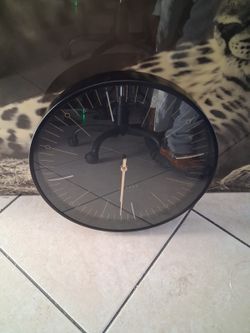 Wall clock