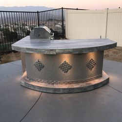 Bbq Island Media Luna