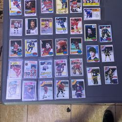 Vintage Hockey Card Lot
