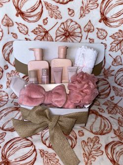Thanksgiving Baskets