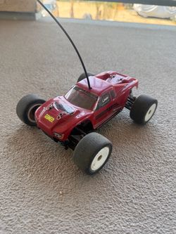 Team associated rc18