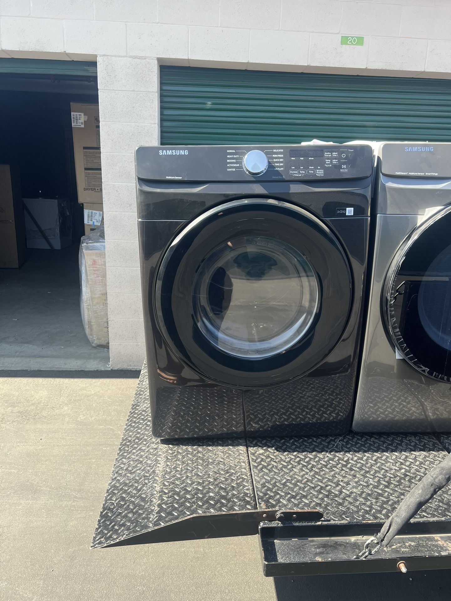 Samsung Brushed Black 220 Volt Electric Dryer 🖤