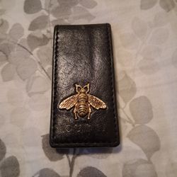 GUCCI B MONEY CLIP BLACK LEATHER