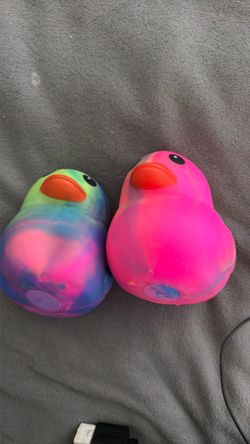 Squeezy ducks