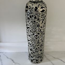 Accent flower vase, beautifully designed