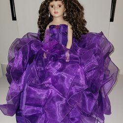 Quinceaneara  18 Inches Porcelain Doll