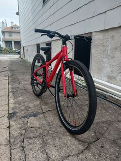 BATCH Adult/Teen Bike 27" wheels