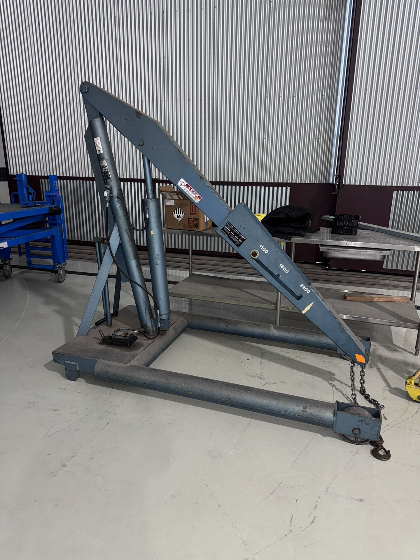 Large Ruger Hydraulic Cherry Picker