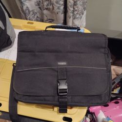 Targus Laptop Bag. 